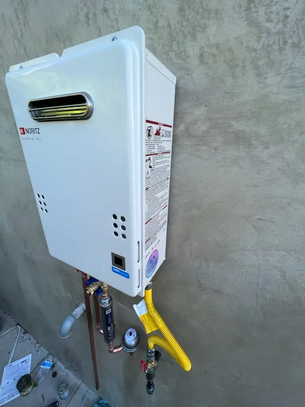 Tankless water heater installation for Knox Hill homes